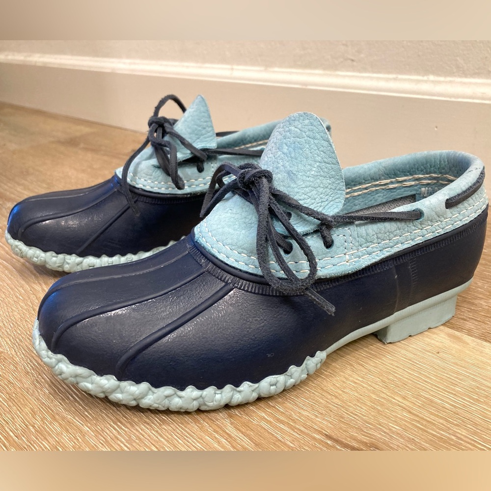 LL Bean Blue Low Boots Hunting Women’s Size 7 Excellent Condition
Like New